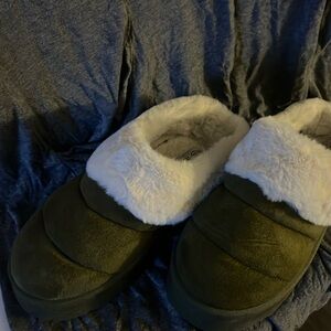 Shoe slippers